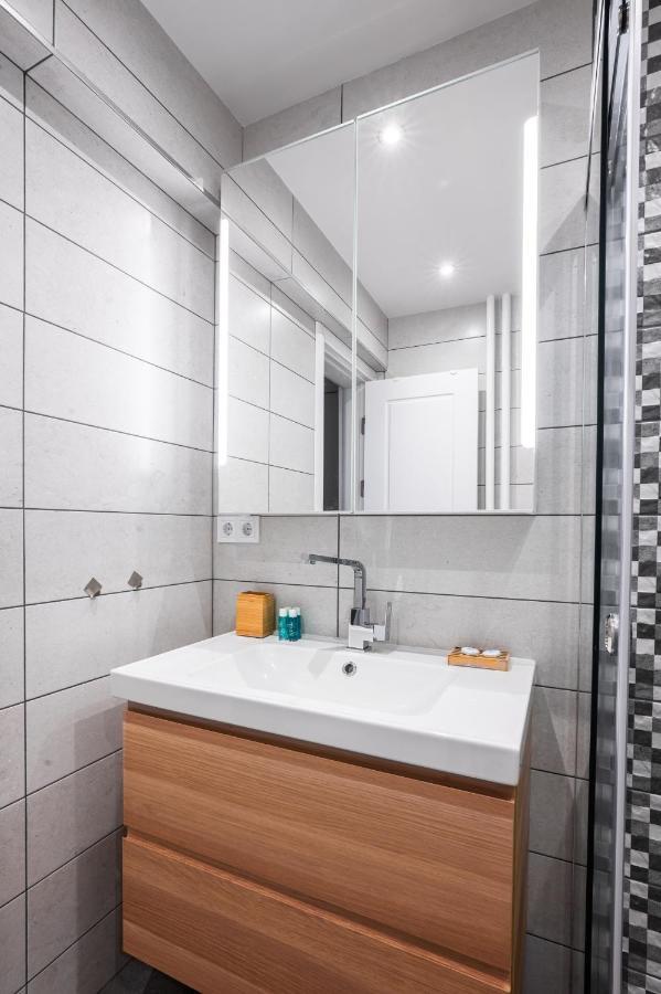 Apartemen Contemporary Comfort 1bd Flat In Lozenetz, By Flat Mаnager Sofia